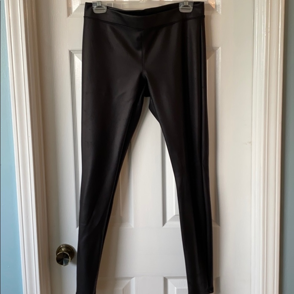 NWOT-Faux leather leggings
